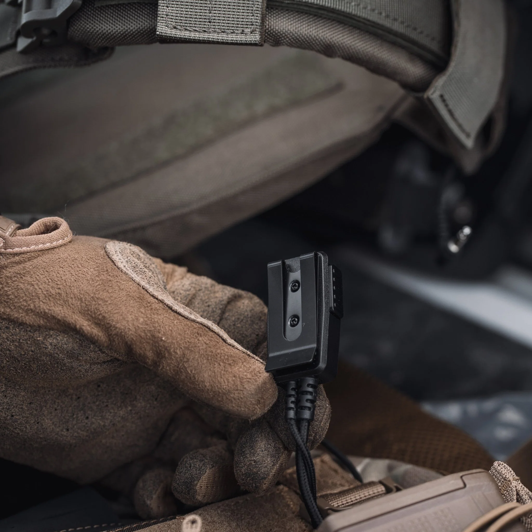 CYCLONE2™ Waterproof (IP67) PTT/Mic, Quick Disconnect (MOLLE Clip) - Image 3